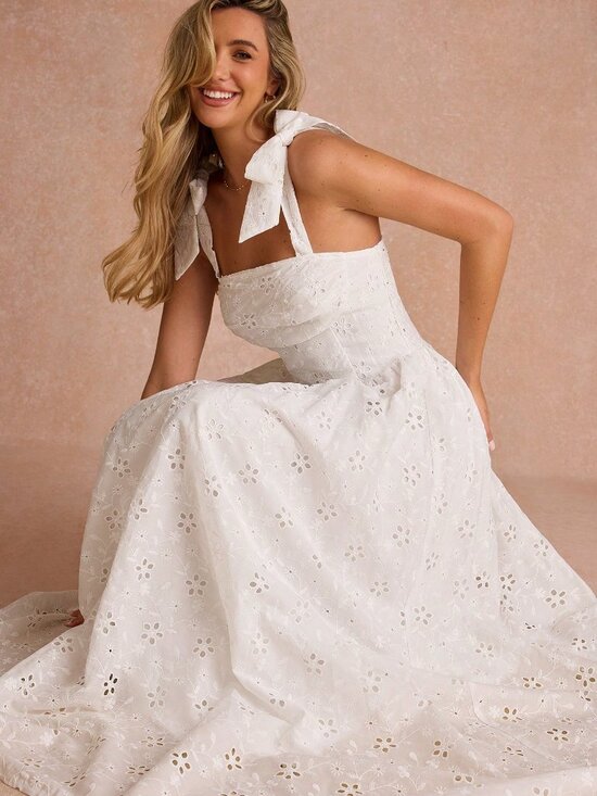 Dresses & Skirts - White Elegant Women's Romantic Square Neck Embroidered Maxi Dress